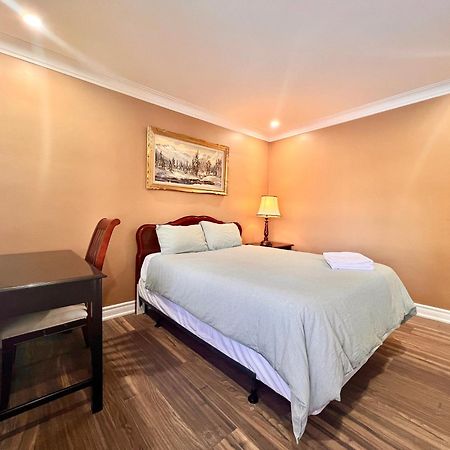 Upgraded Rooms With Bath 7-Min To Subway Near Downsview Rogers Stadium Toronto Zewnętrze zdjęcie