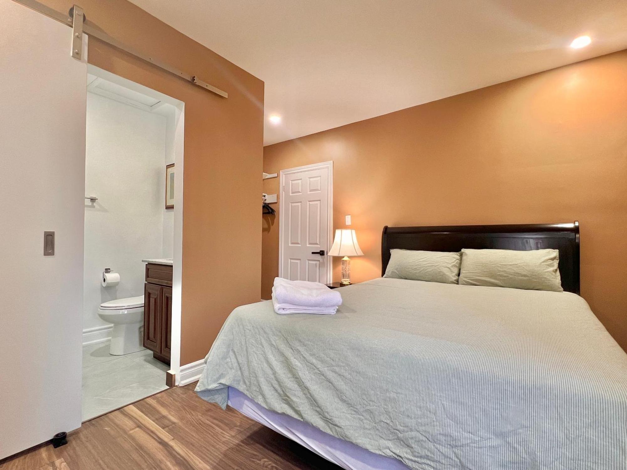 Upgraded Rooms With Bath 7-Min To Subway Near Downsview Rogers Stadium Toronto Zewnętrze zdjęcie