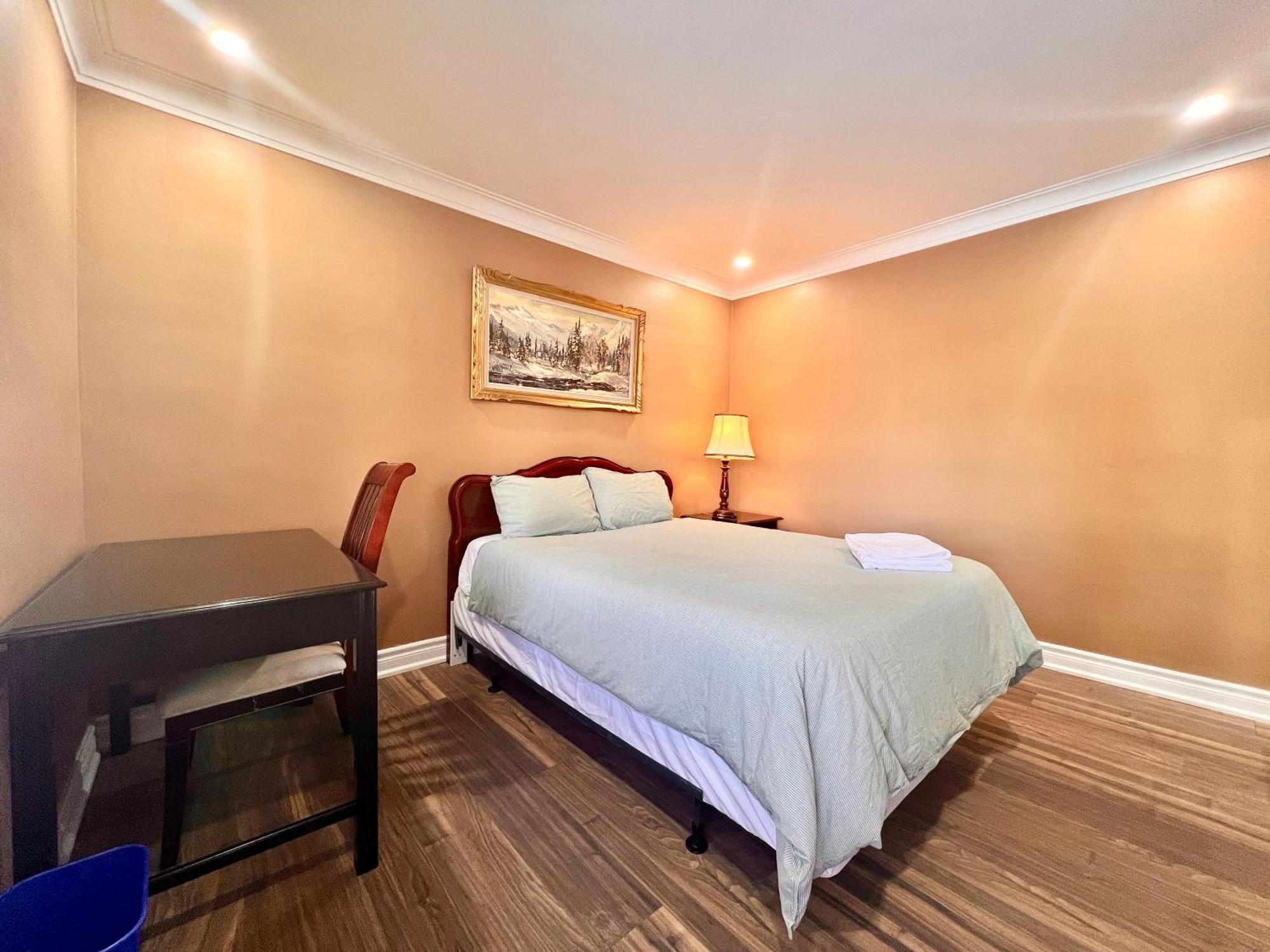 Upgraded Rooms With Bath 7-Min To Subway Near Downsview Rogers Stadium Toronto Zewnętrze zdjęcie